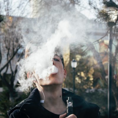 THC Vape Warning Amidst Lung Disease Outbreak